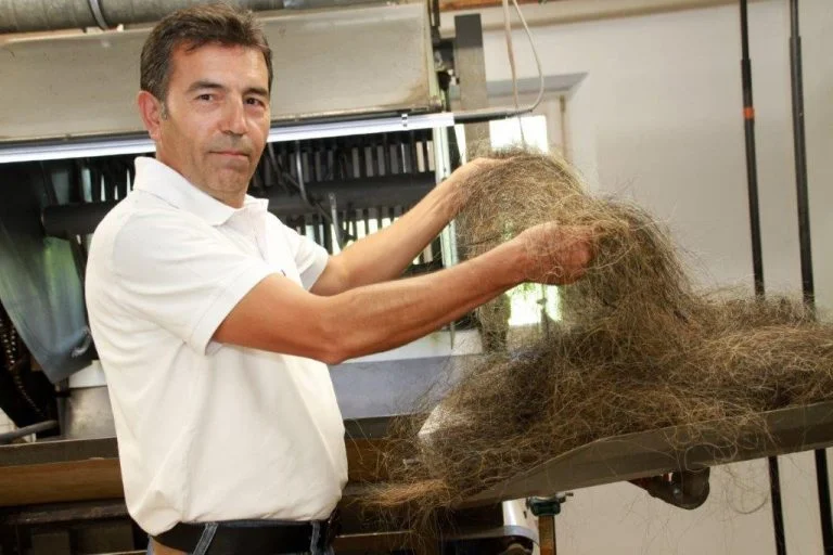 We indroduce ourselves…